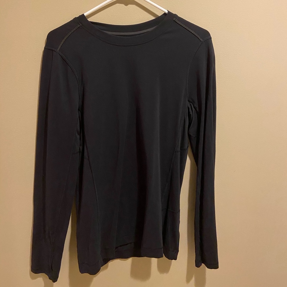 Lululemon black long sleeve